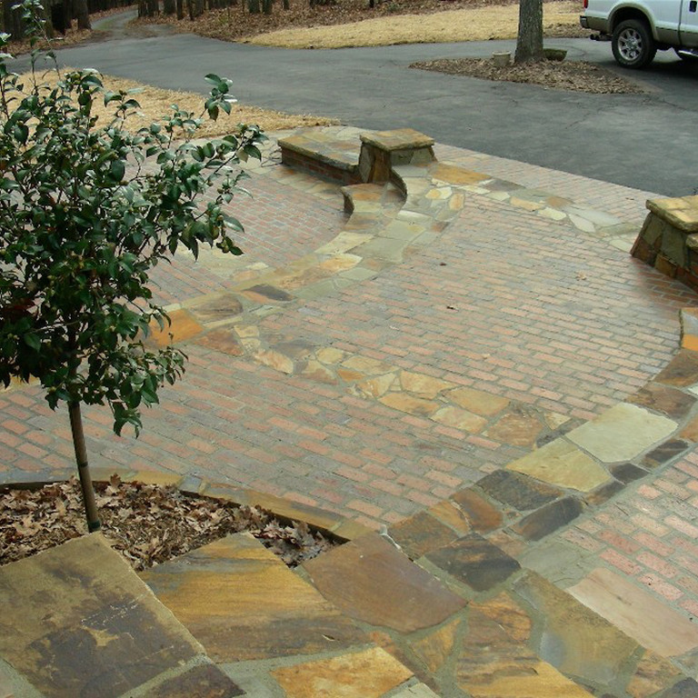 Stepdown Patio with Low Column Endcaps